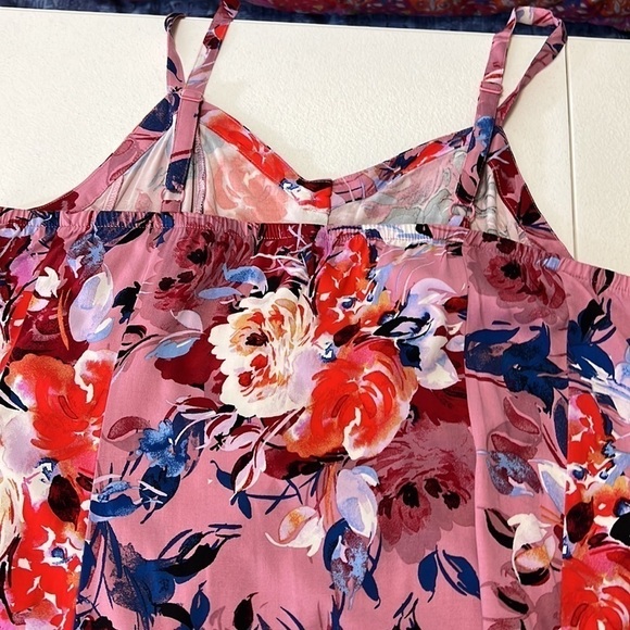 Torrid Blush Pink Fit & Floral Challis Stretch Camisole Top Sz 1 - Picture 7 of 9